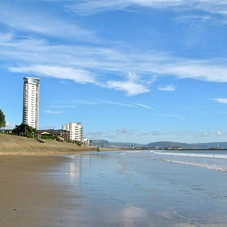 Lovely 2-Bedrooms Apartment Step To The Beach Swansea Luaran gambar