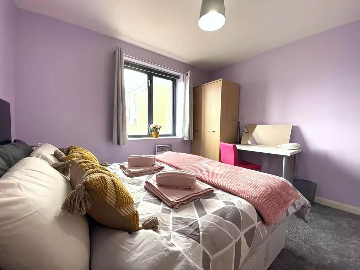 Lovely 2-Bedrooms Apartment Step To The Beach Swansea Luaran gambar
