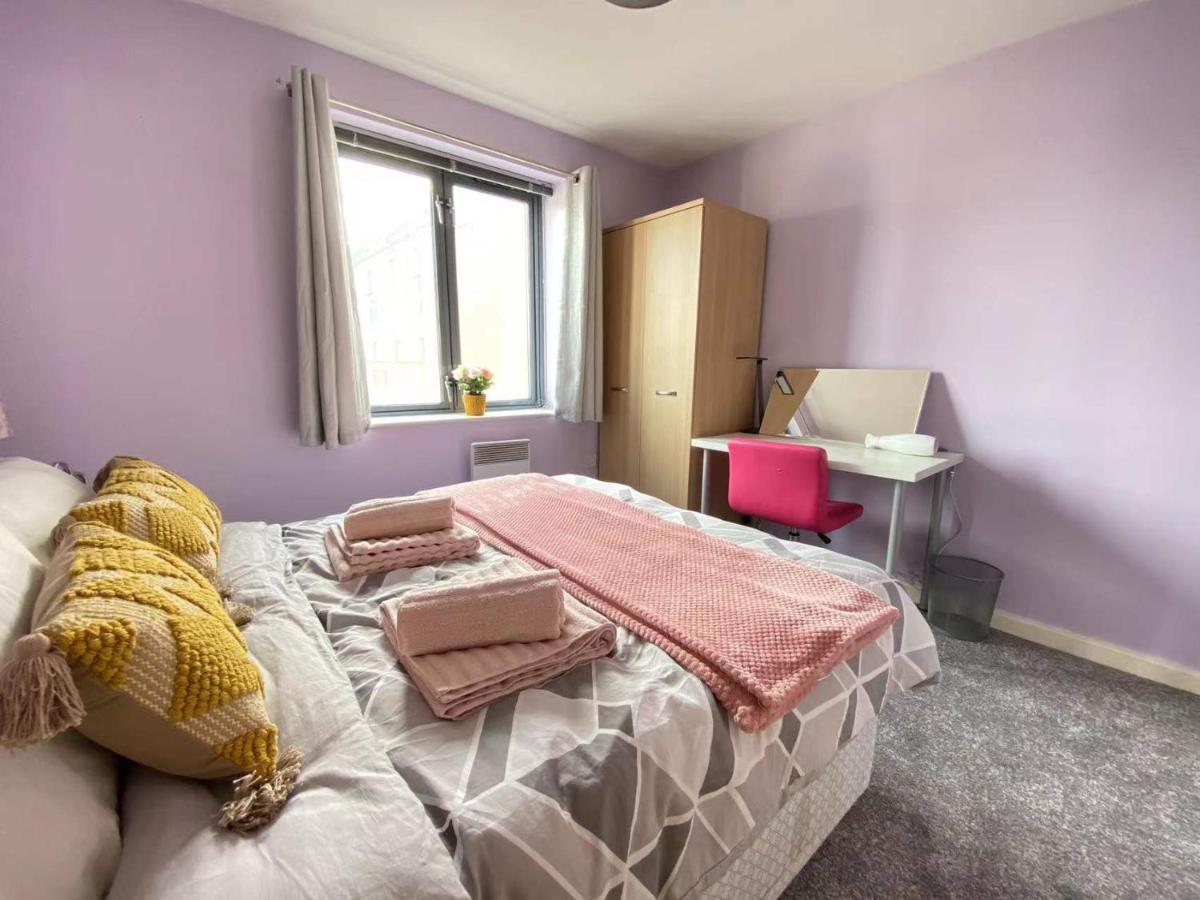 Lovely 2-Bedrooms Apartment Step To The Beach Swansea Luaran gambar