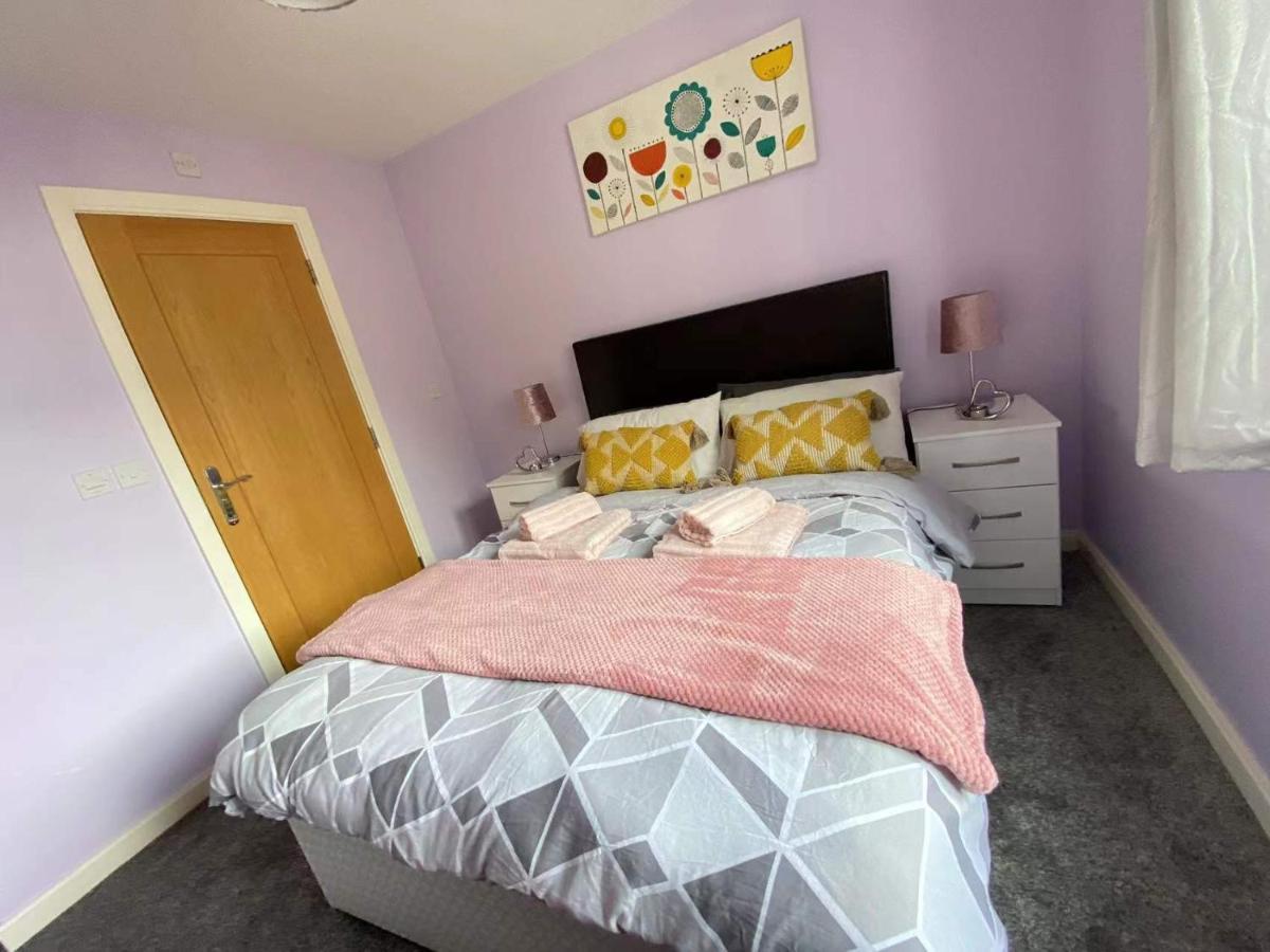Lovely 2-Bedrooms Apartment Step To The Beach Swansea Luaran gambar